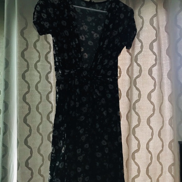 Casual - Picture 7 of 7